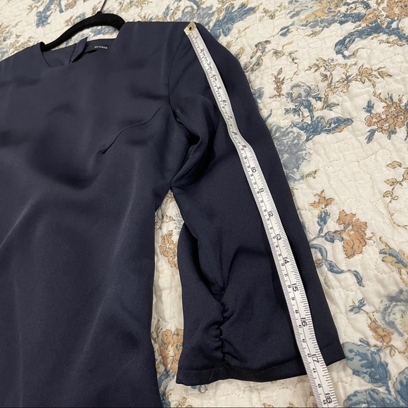 OLIVACEOUS Keyhole Back Satin Shift Dress - Picture 7 of 12